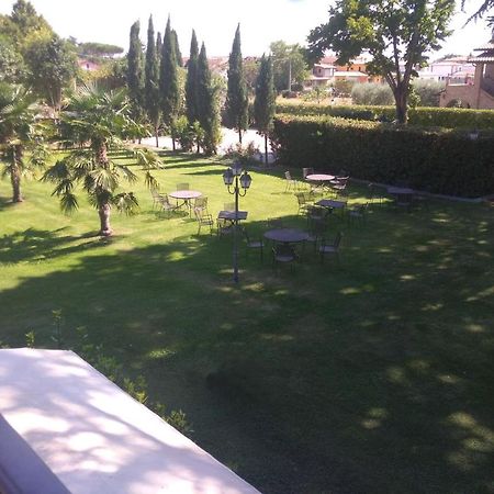 Petrignano Hotel Assisi Parco Dei Cavalieri المظهر الخارجي الصورة