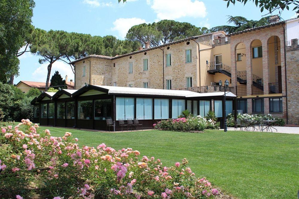 فندق Relais Parco Dei Cavalieri Assisi Petrignano المظهر الخارجي الصورة