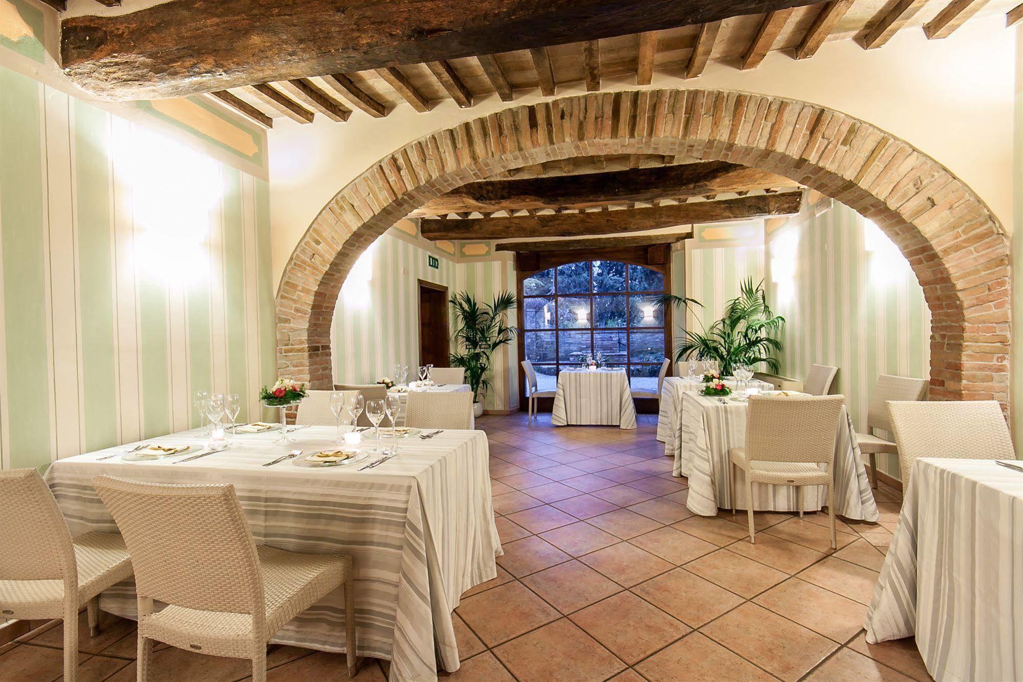 فندق Relais Parco Dei Cavalieri Assisi Petrignano المظهر الخارجي الصورة