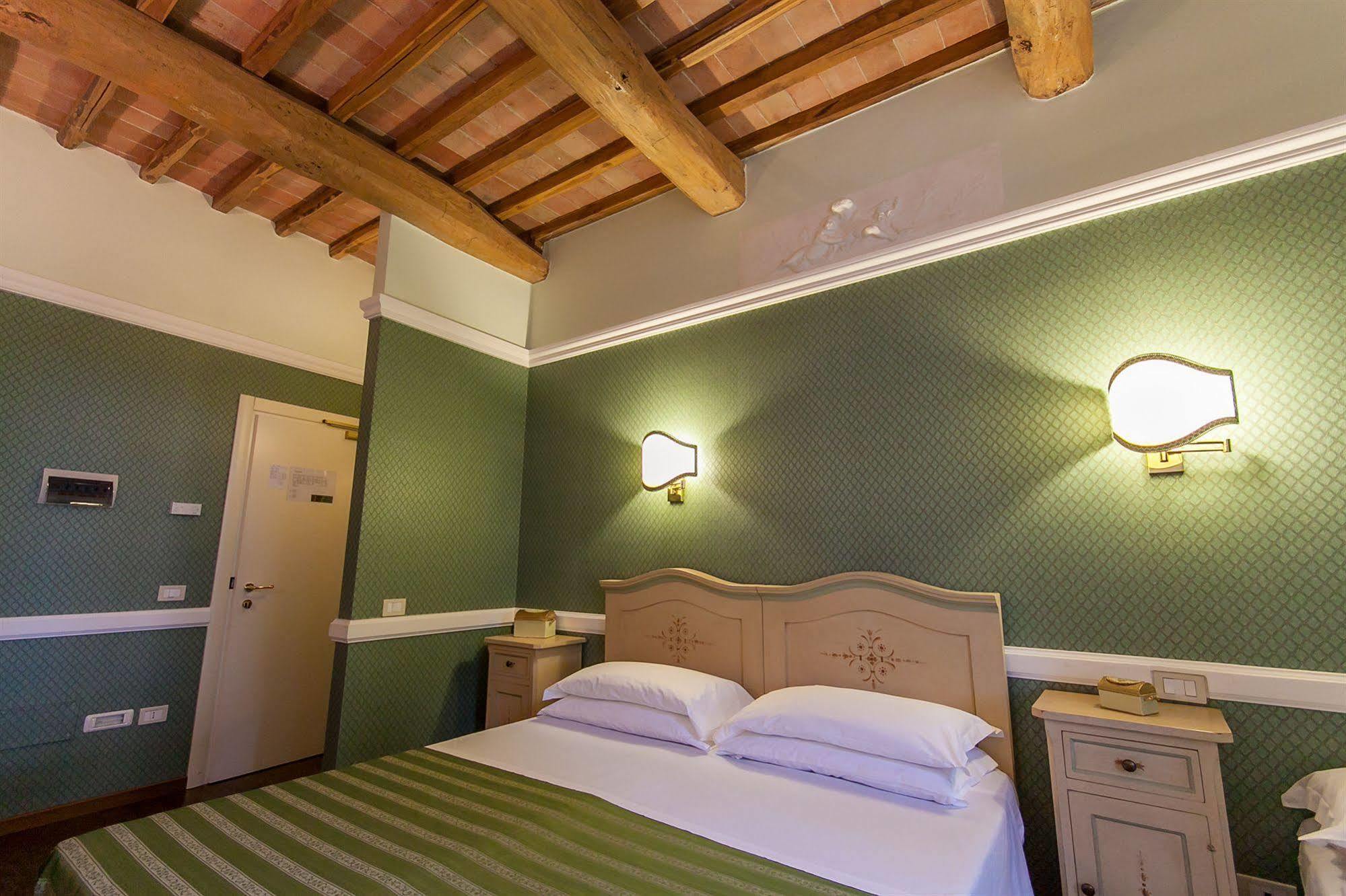 فندق Relais Parco Dei Cavalieri Assisi Petrignano المظهر الخارجي الصورة